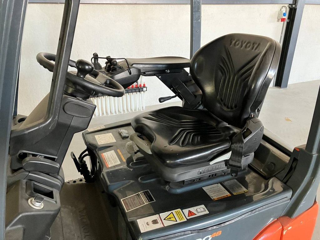 Toyota 8FBE15T Elektro-Gabelstapler 1500 kg 4,0 m 2017