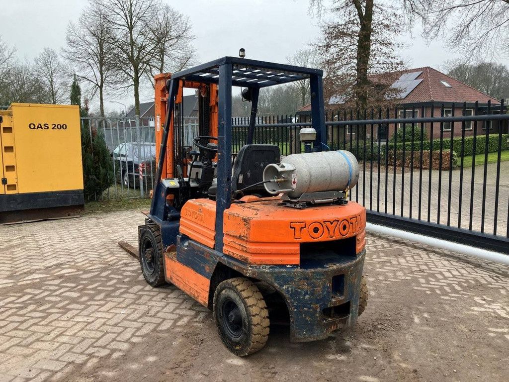 Heftruck Toyota 42-5FGF 25 LPG 2500kg 4.7m 1990