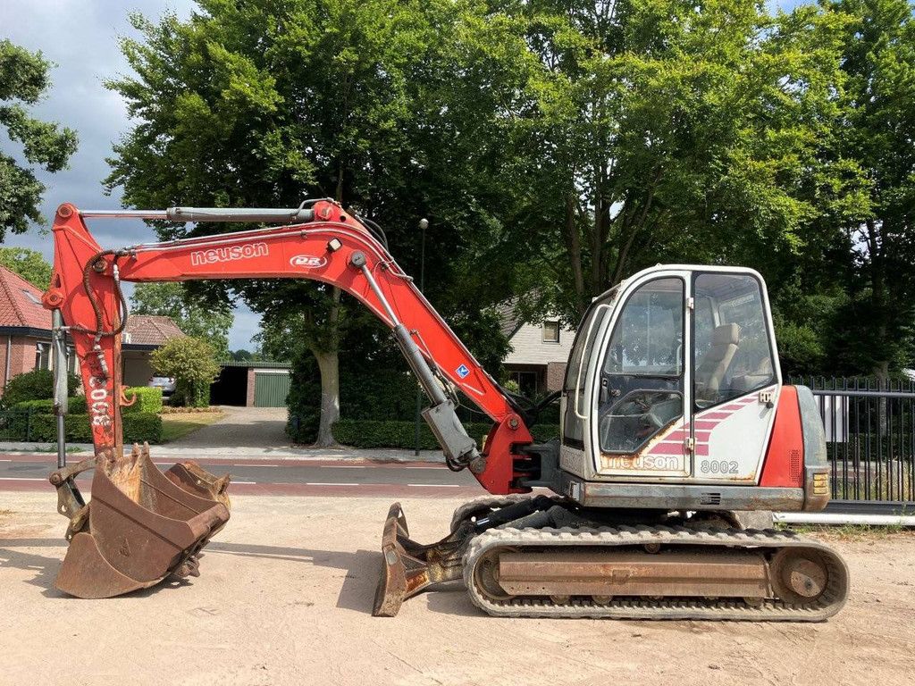 Rupsgraafmachine Neuson 8002 Diesel