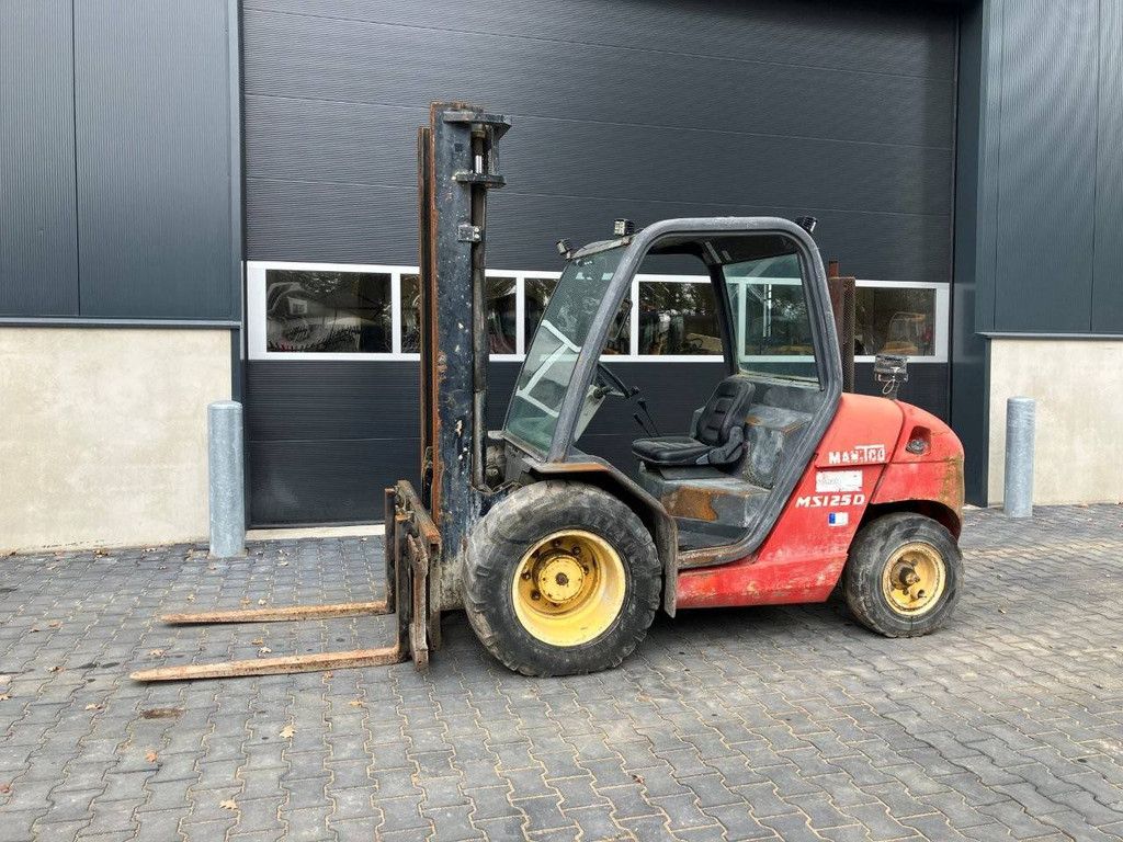 Ruw-terreinheftruck Manitou MS125D Diesel 2500kg 3.3m 1998
