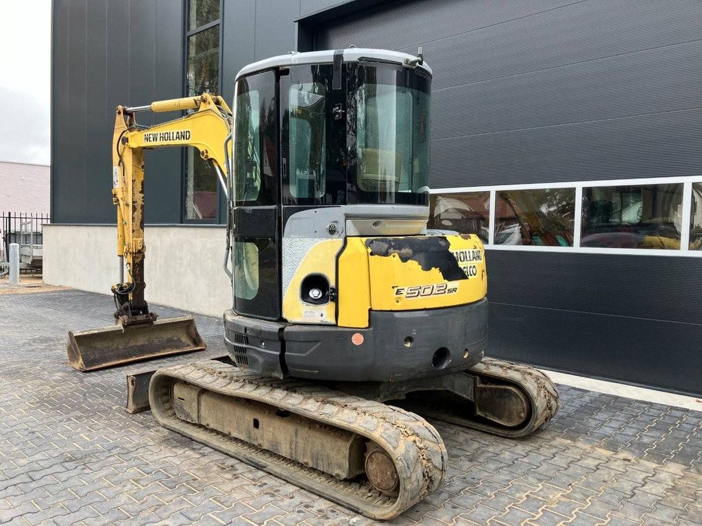 Rupsgraafmachine New Holland E 50.2 SR Diesel 2008