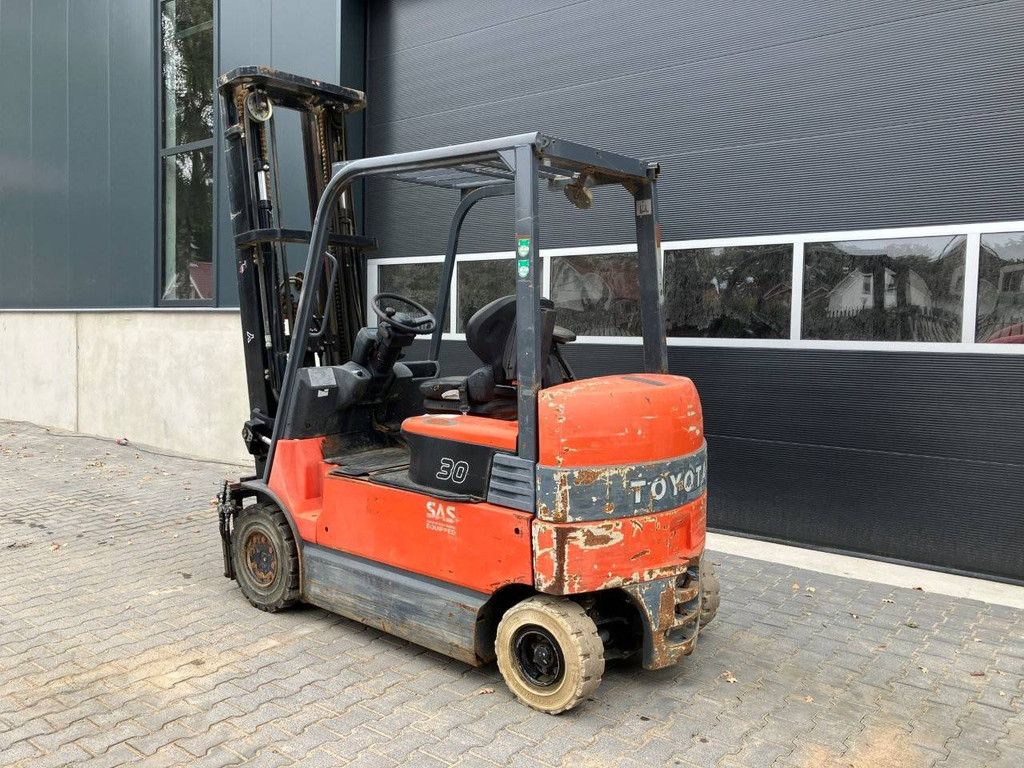 Gabelstapler Toyota 7FBMF30 Elektro 3000 kg 6,0 m 2009