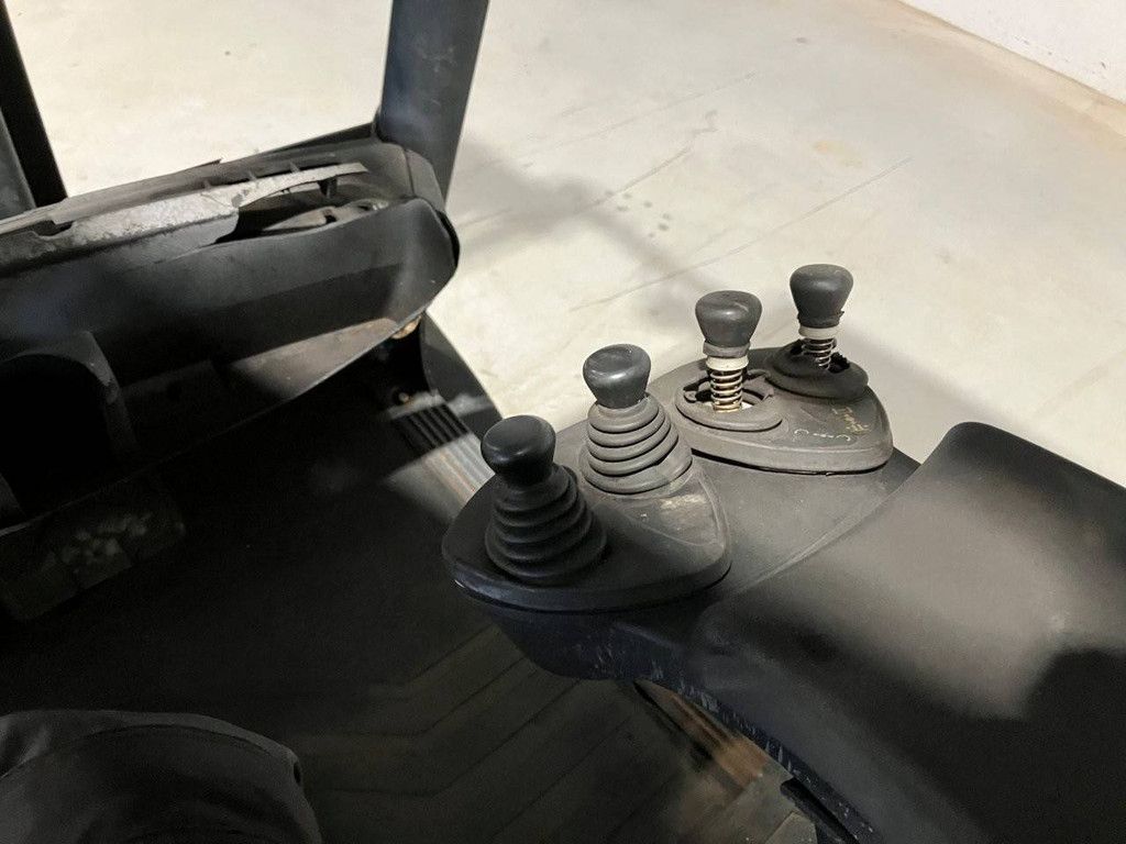 Forklift Linde H30D-01 Diesel 3000kg 2010