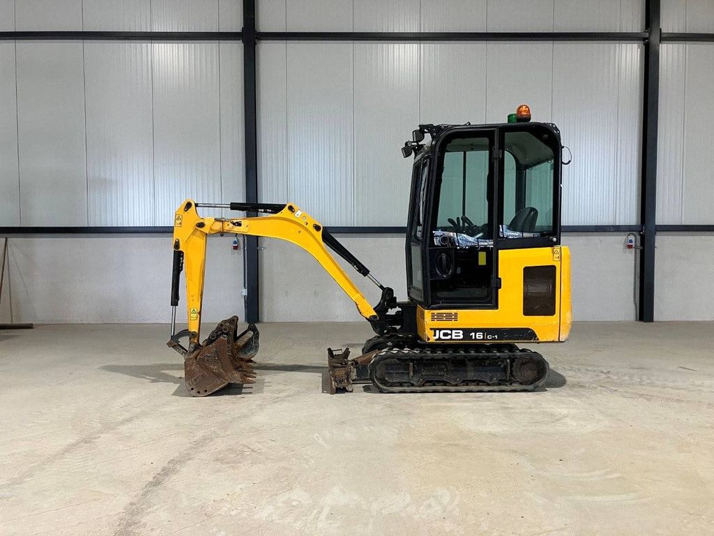 Minigraver JCB 16C-1 T3 Diesel 2020
