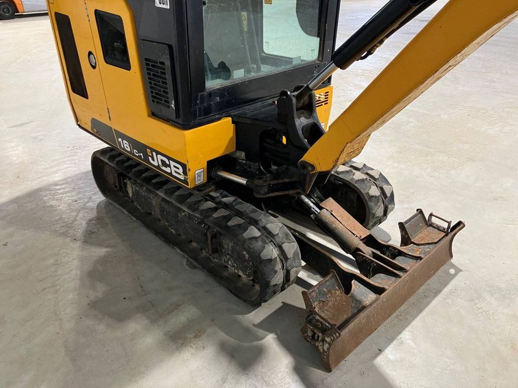 Minigraver JCB 16C-1 T3 Diesel 2020