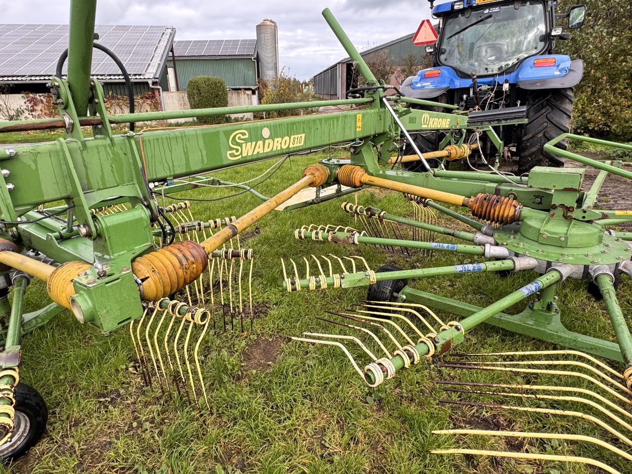 Krone Swadro 810 zwadhark zij-afleg hark