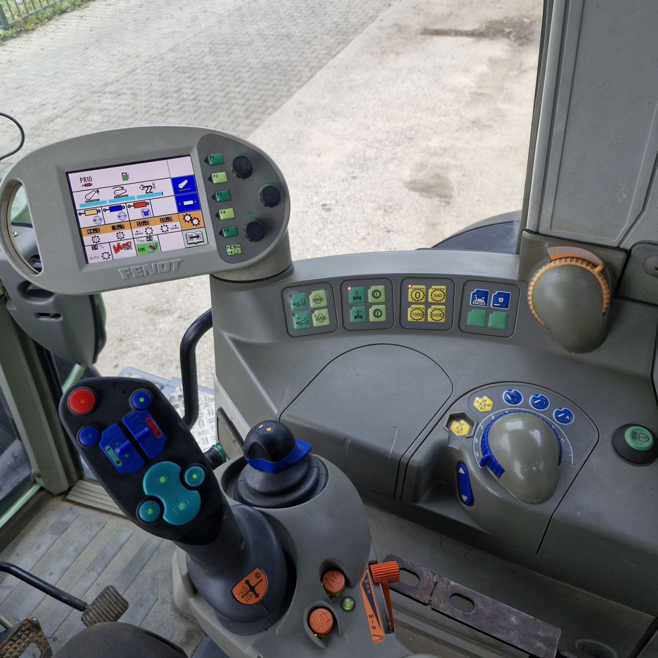 Fendt 714 vario tms