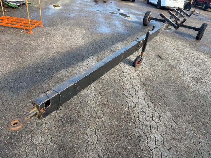 New Holland Skærebordsvogn