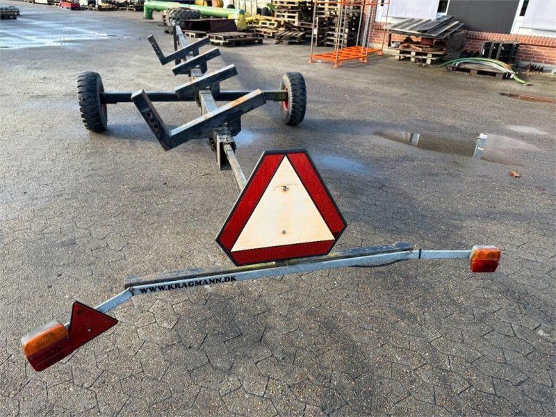 New Holland Skærebordsvogn