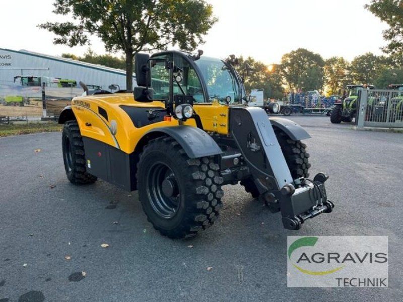 New Holland TH 7.42 ELITE
