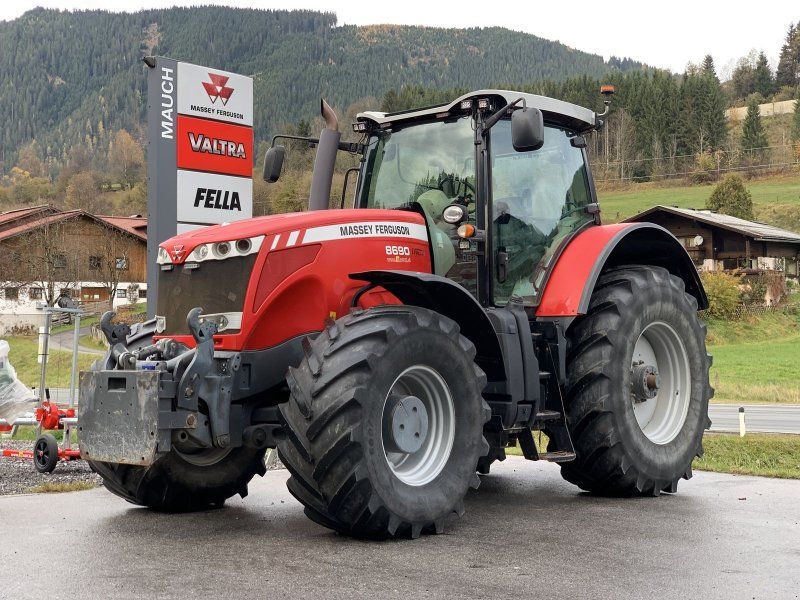 Massey Ferguson 8690 Dyna-VT