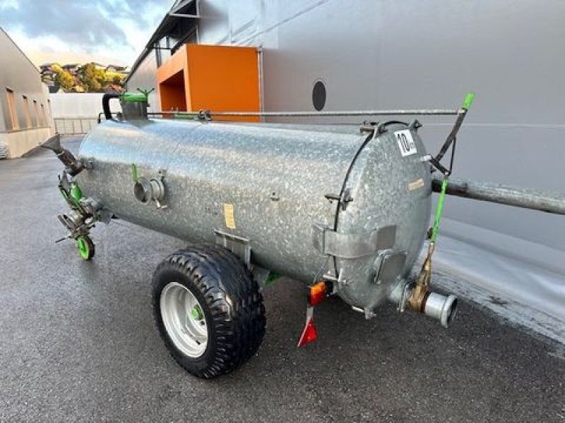 Bauer Güllefass VB30V 3000L,