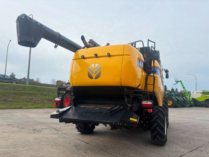 New Holland CX8.70 SL 4X4 + Full GPS + 7,60m Varifeed