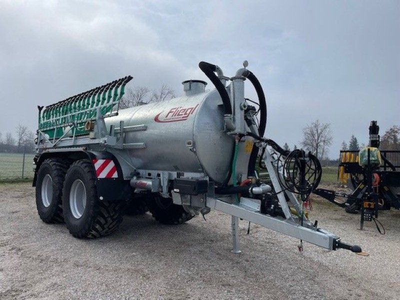 Fliegl VFW 12000 Maxx Line PLUS Tandem mit Skate 120