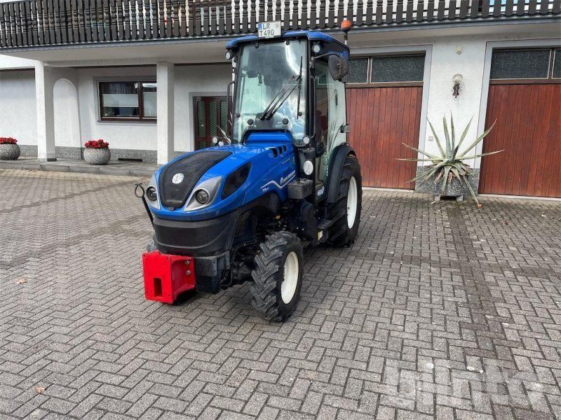New Holland T4.90V