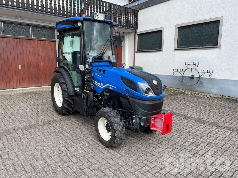 New Holland T4.90V