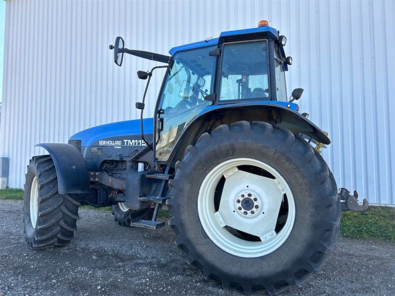 New Holland TM115