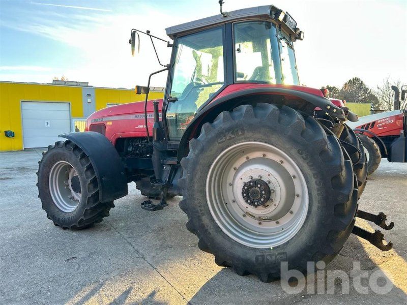 Massey Ferguson 8250-4