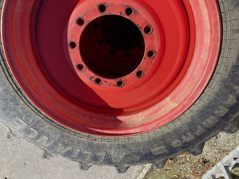 Alliance 420/85 R30 + 420/80 R46