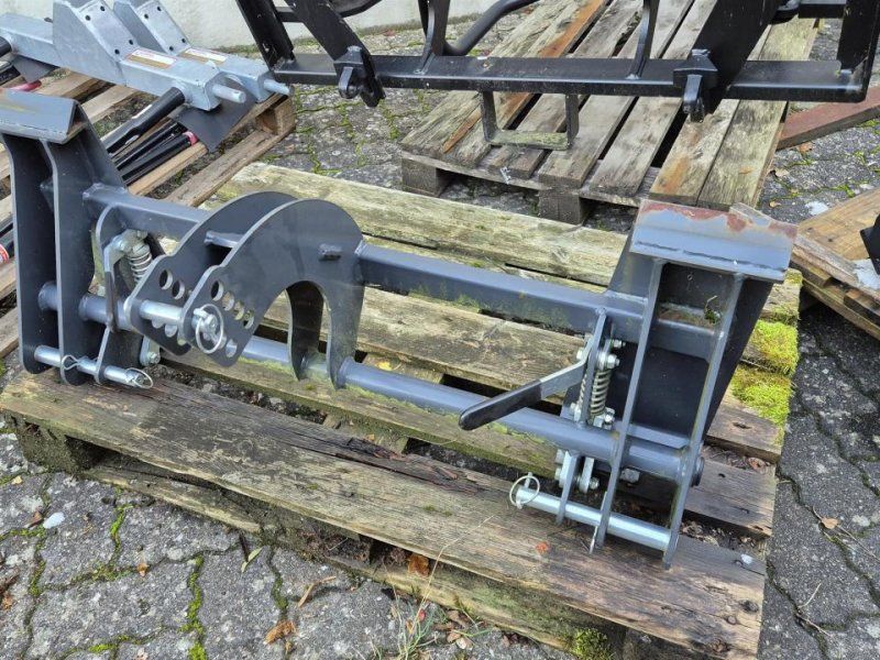 Stoll Dreipunktadapter Skidsteer
