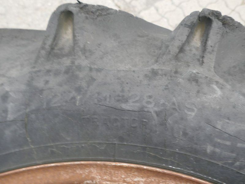 Trinker 12.4/11- R 28 Zwillingräder