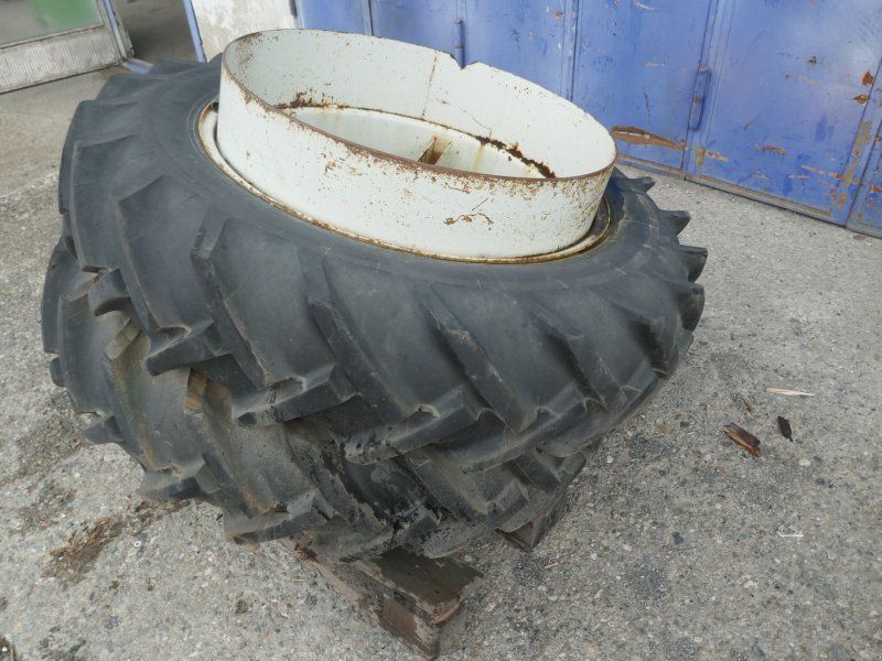 Trinker 12.4-32 Zwillingräder