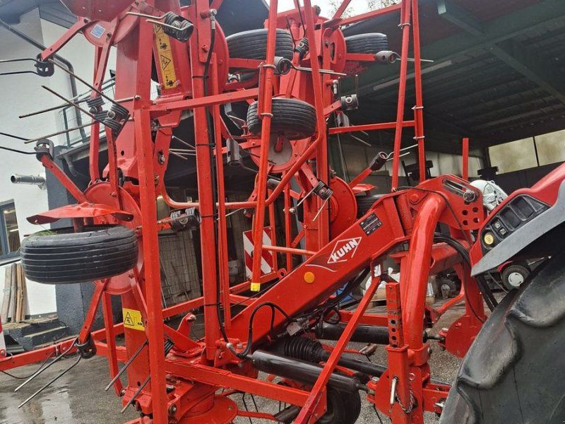Kuhn GF 8702