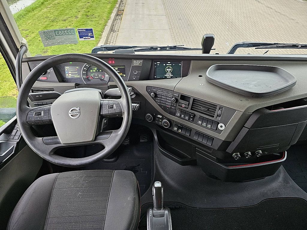 VOLVO FH 500 6x2 steered pto+hydr