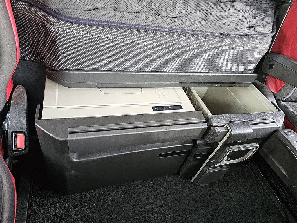 VOLVO FH 500 6x2 steered pto+hydr