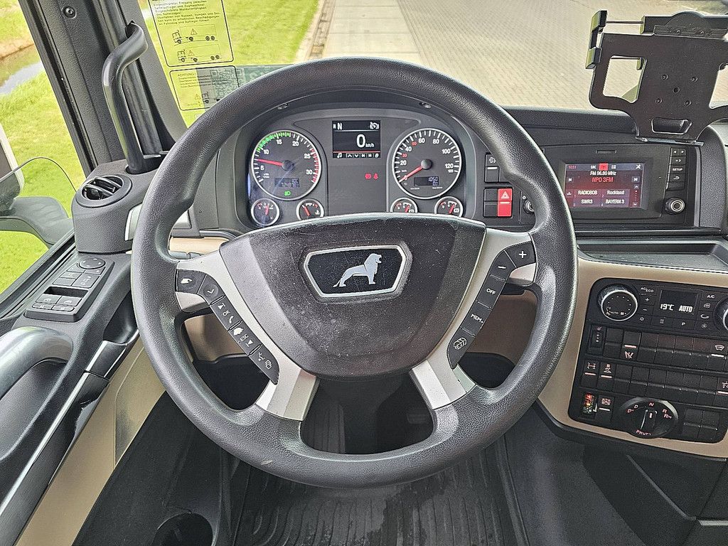 M.A.N. 18.460 TGX xxl mega ret. 1210l