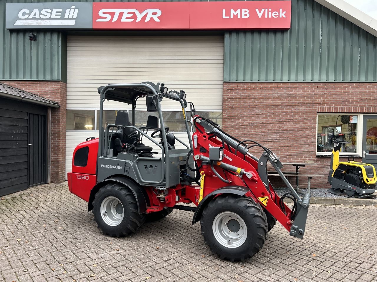 Weidemann 1380 ( laatste zonder adbleu/dpf/roetfitler!! )