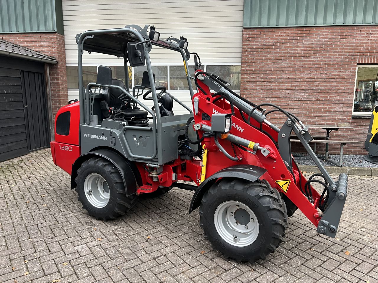 Weidemann 1380 ( laatste zonder adbleu/dpf/roetfitler!! )