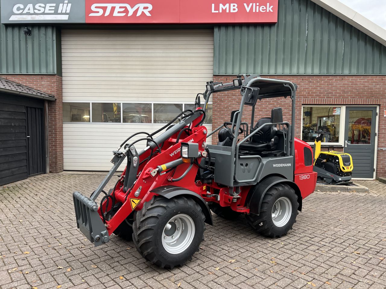 Weidemann 1380 ( laatste zonder adbleu/dpf/roetfitler!! )