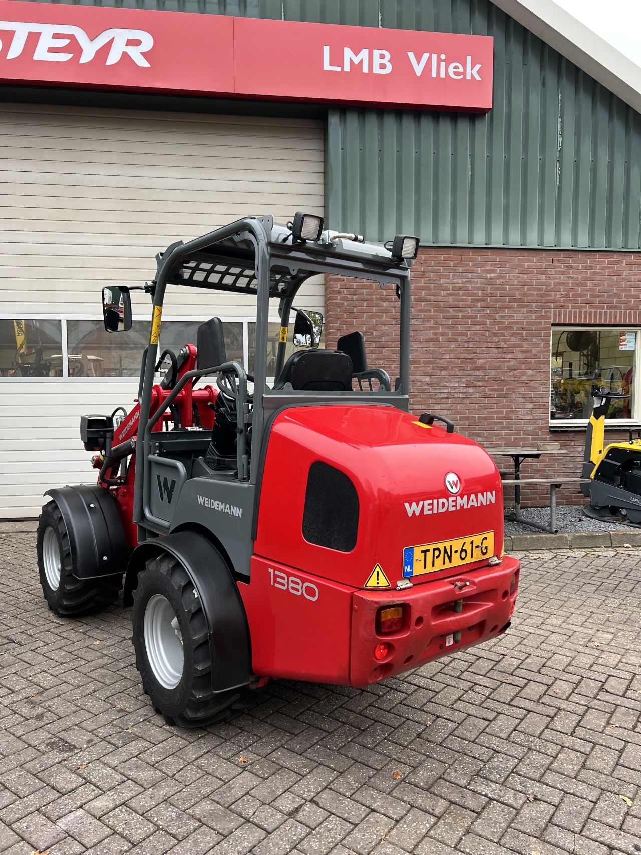 Weidemann 1380 ( laatste zonder adbleu/dpf/roetfitler!! )