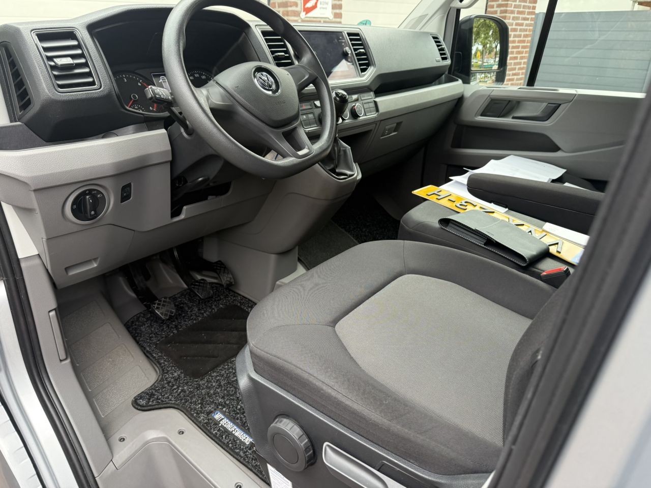 Zeer nette Volkswagen crafter maxi L4 H3 trekhaak 3000kg.