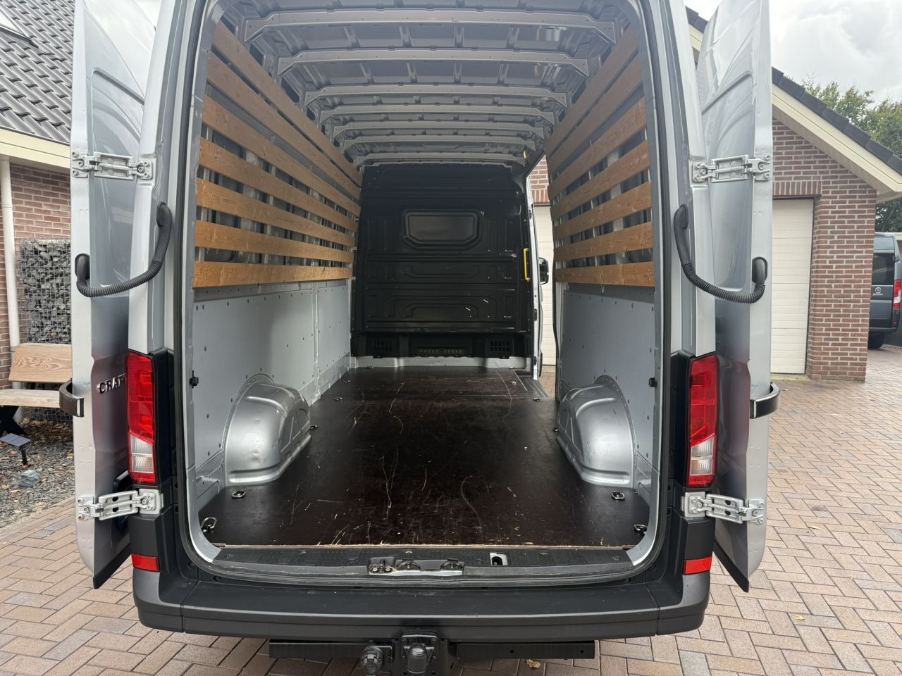 Zeer nette Volkswagen crafter maxi L4 H3 trekhaak 3000kg.