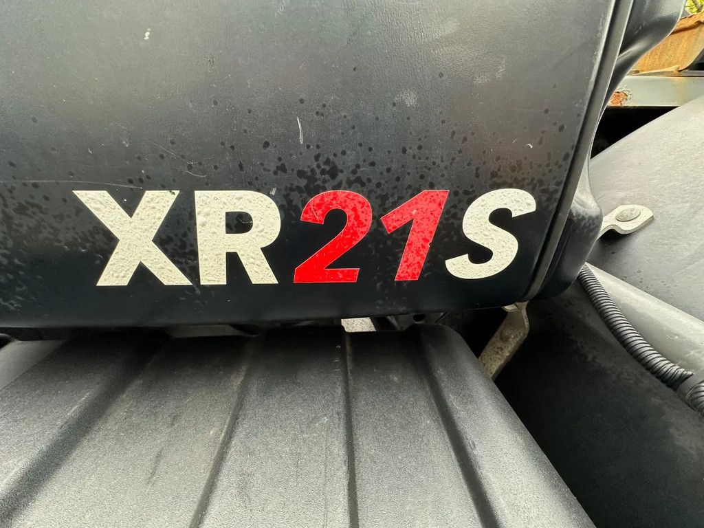 Volvo FE 320 / NL TRUCK / EURO 5 / HIAB MULTILIFT XR 21T / LIKE NEW!! / LOW KM!! / LIFT+STEER AXLE