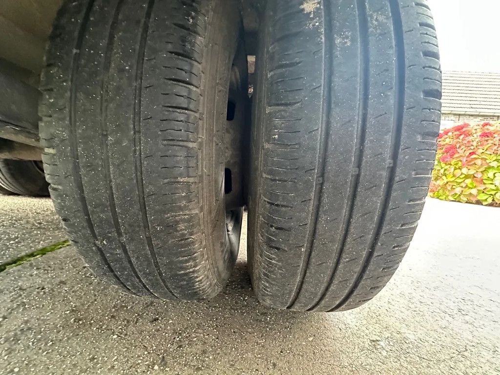 Iveco Daily 35C17 BE TREKKER 12T COMBI MET VELDHUIZEN SDO TRAILER 2008 / EURO 5 / 3 PERS.