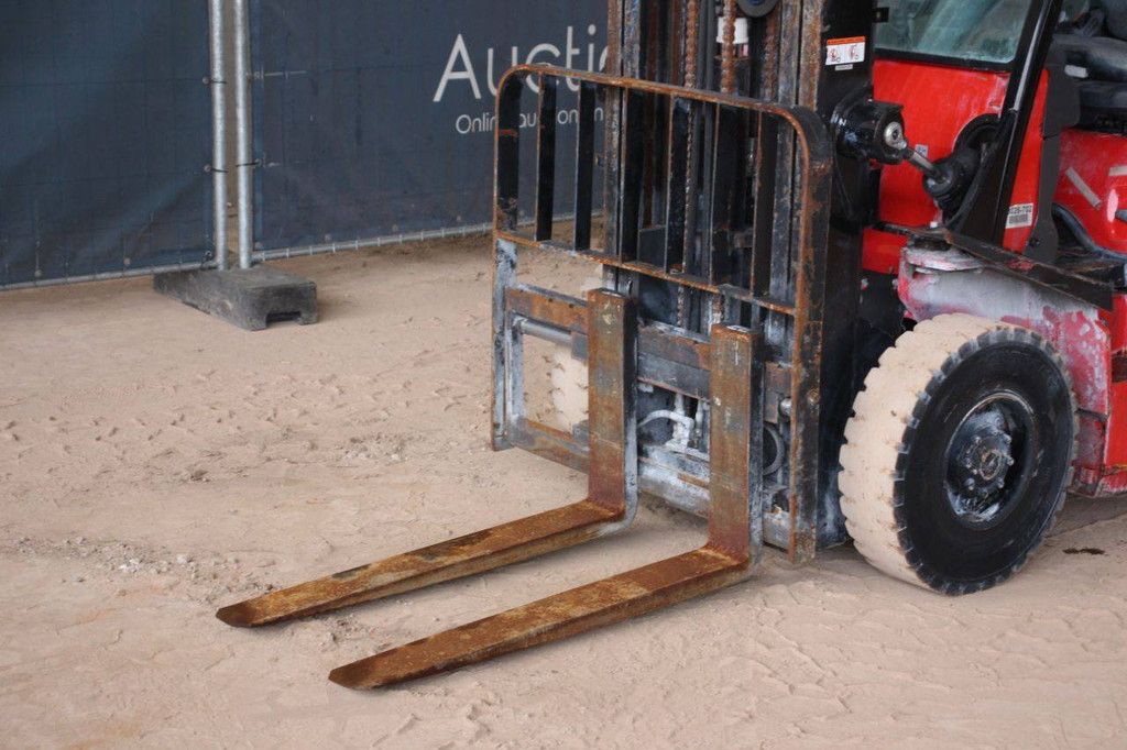 Heftruck Nissan 25 LPG 2500kg 3.3m 2015