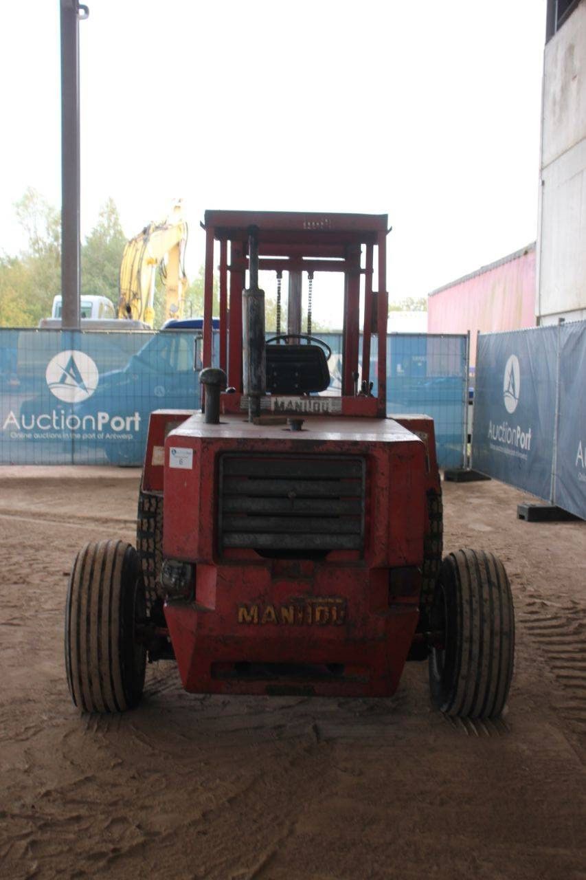 Ruw-terreinheftruck Manitou MC250 Diesel 2500kg