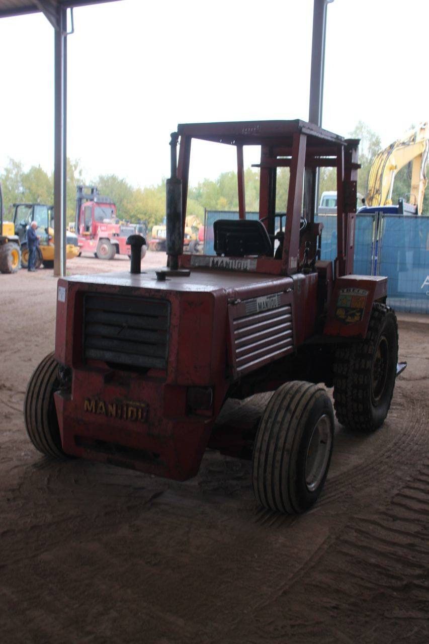 Ruw-terreinheftruck Manitou MC250 Diesel 2500kg