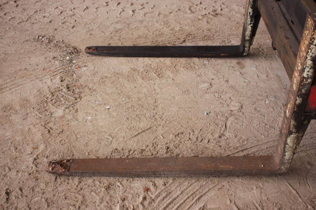 Ruw-terreinheftruck Manitou MC250 Diesel 2500kg