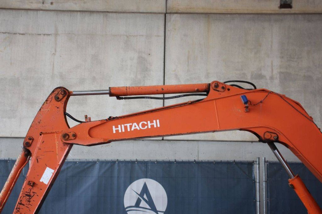 Rupsgraafmachine Hitachi Zaxis 70LC Diesel 40kW