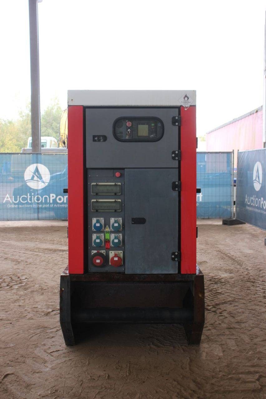 Generator SDMO R220C3 Diesel 220kVA 2011