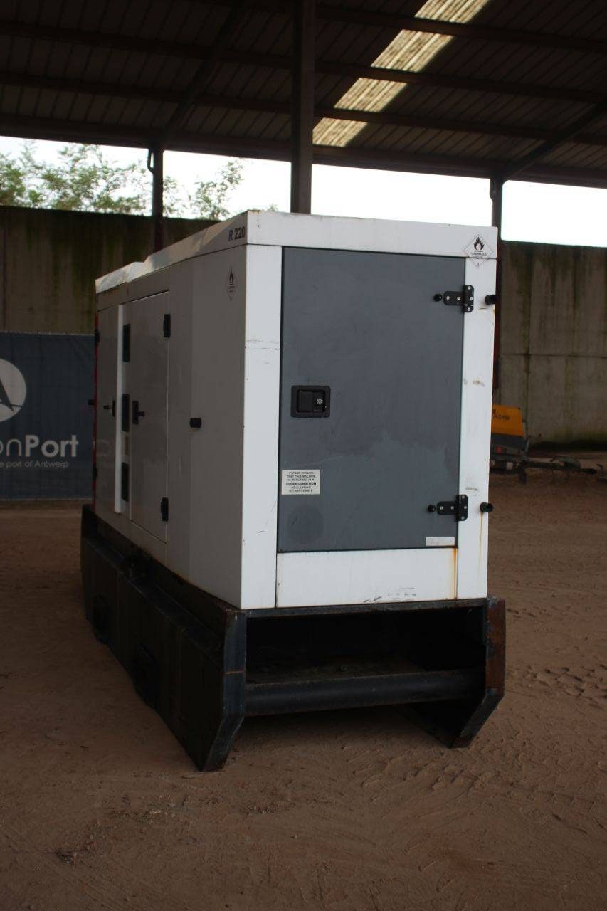 Generator SDMO R220C3 Diesel 220kVA 2011