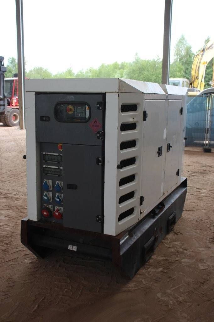 Generator SDMO R110 Diesel 2012