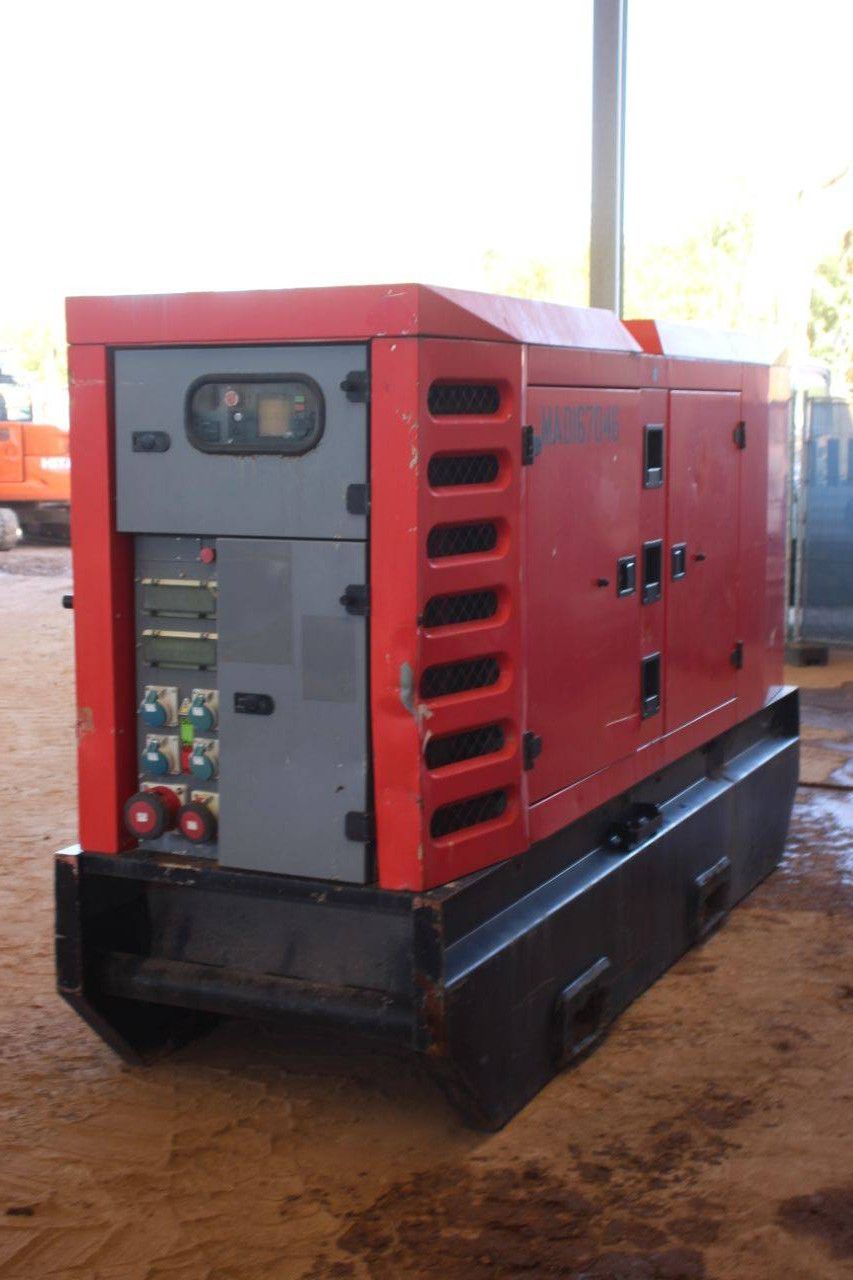 Generator SDMO R220 Diesel 2011