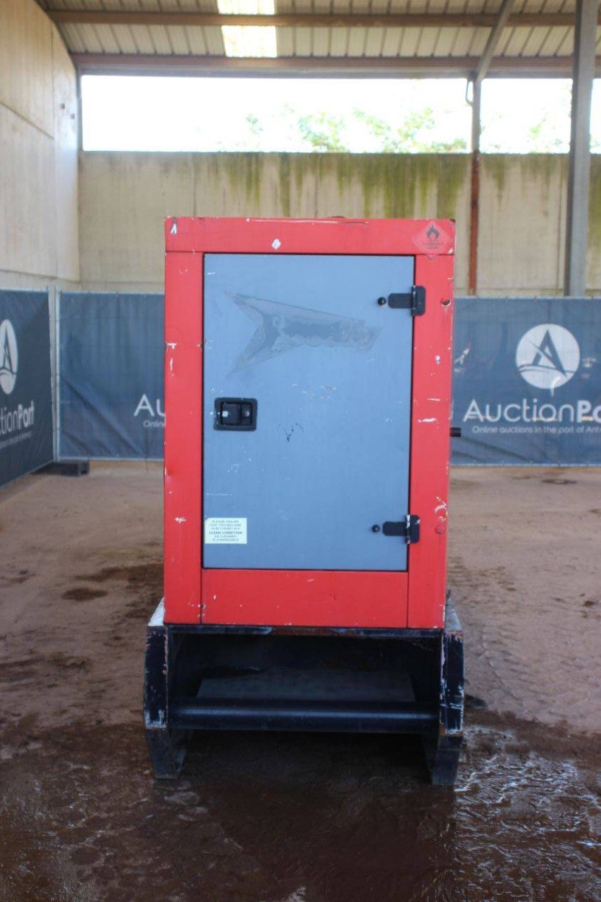Generator SDMO R220 Diesel 2011