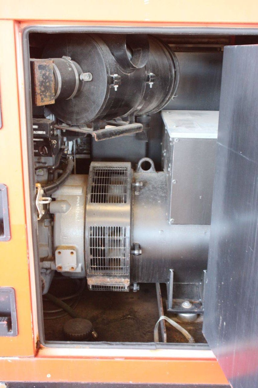 Generator SDMO R220 Diesel 2011