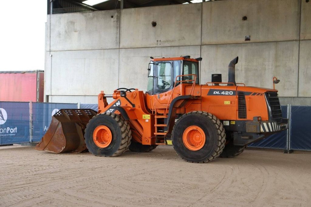 Wiellader Doosan DL420 Diesel 2011